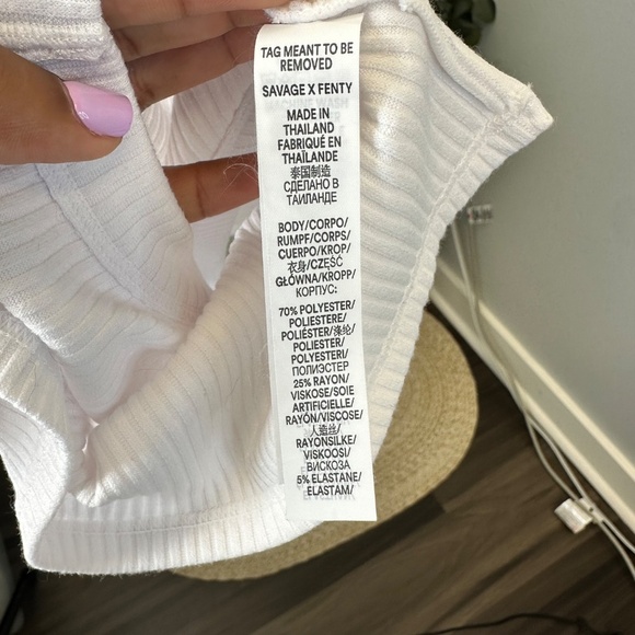 Savage X Fenty White Cropped Logo Tank Top size Medium - Picture 3 of 5